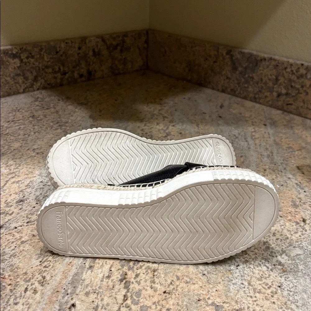 Franco Sarto Black Espadrille Slides. They are a woman's size 6